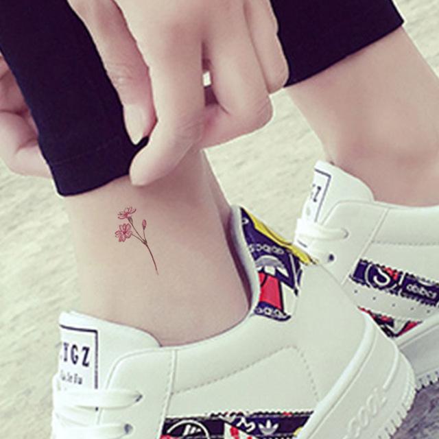 2017 NEW 300 Models  Temporary Tattoo Tatoo For Man Weman Waterproof Stickers makeup make up The pigeon of peace  tattoo